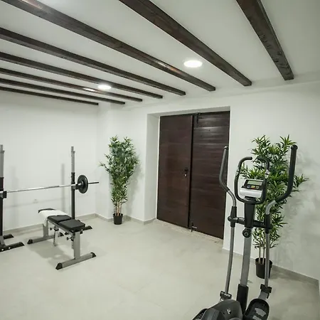 Tinel Longo, For Up To 8, Center, Bbq, Terrace * Trogir
