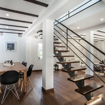빌라 Tinel Longo, For Up To 8, Center, Bbq, Terrace *