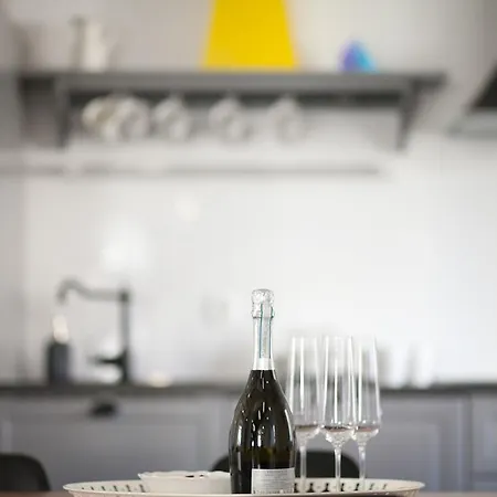 Tinel Longo, For Up To 8, Center, Bbq, Terrace 트로기르