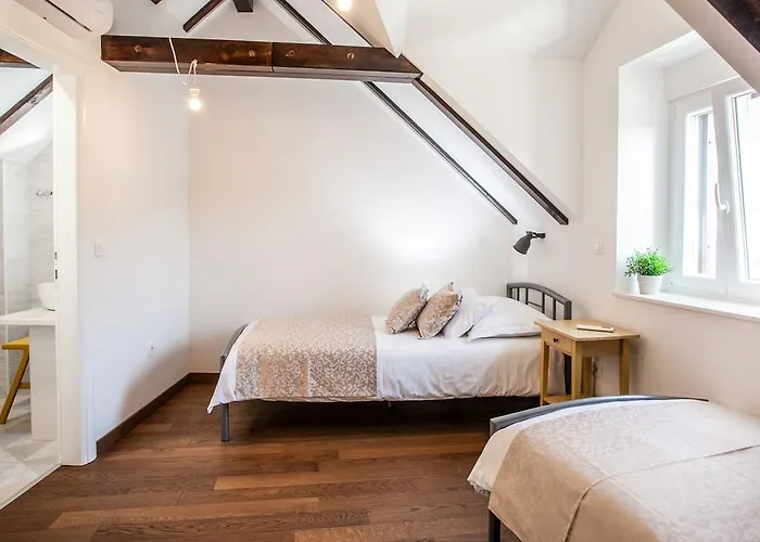 Βίλα Tinel Longo, For Up To 8, Center, Bbq, Terrace *