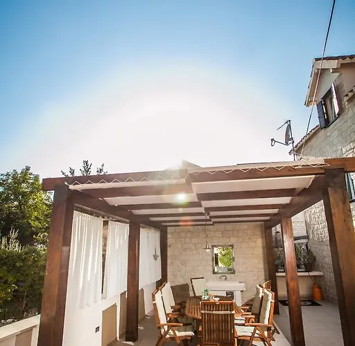 Tinel Longo, For Up To 8, Center, Bbq, Terrace Βίλα *