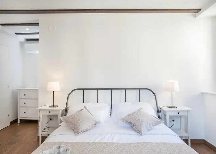 Tinel Longo, For Up To 8, Center, Bbq, Terrace Βίλα Τρογκίρ