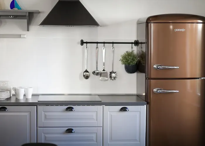 Βίλα Tinel Longo, For Up To 8, Center, Bbq, Terrace *